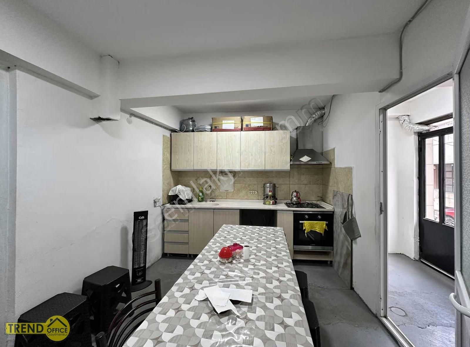 Zümrütevler Mah. Kurtbasan Cadde Üzeri Satılık 160 M2 Dükkan - Görsel 11