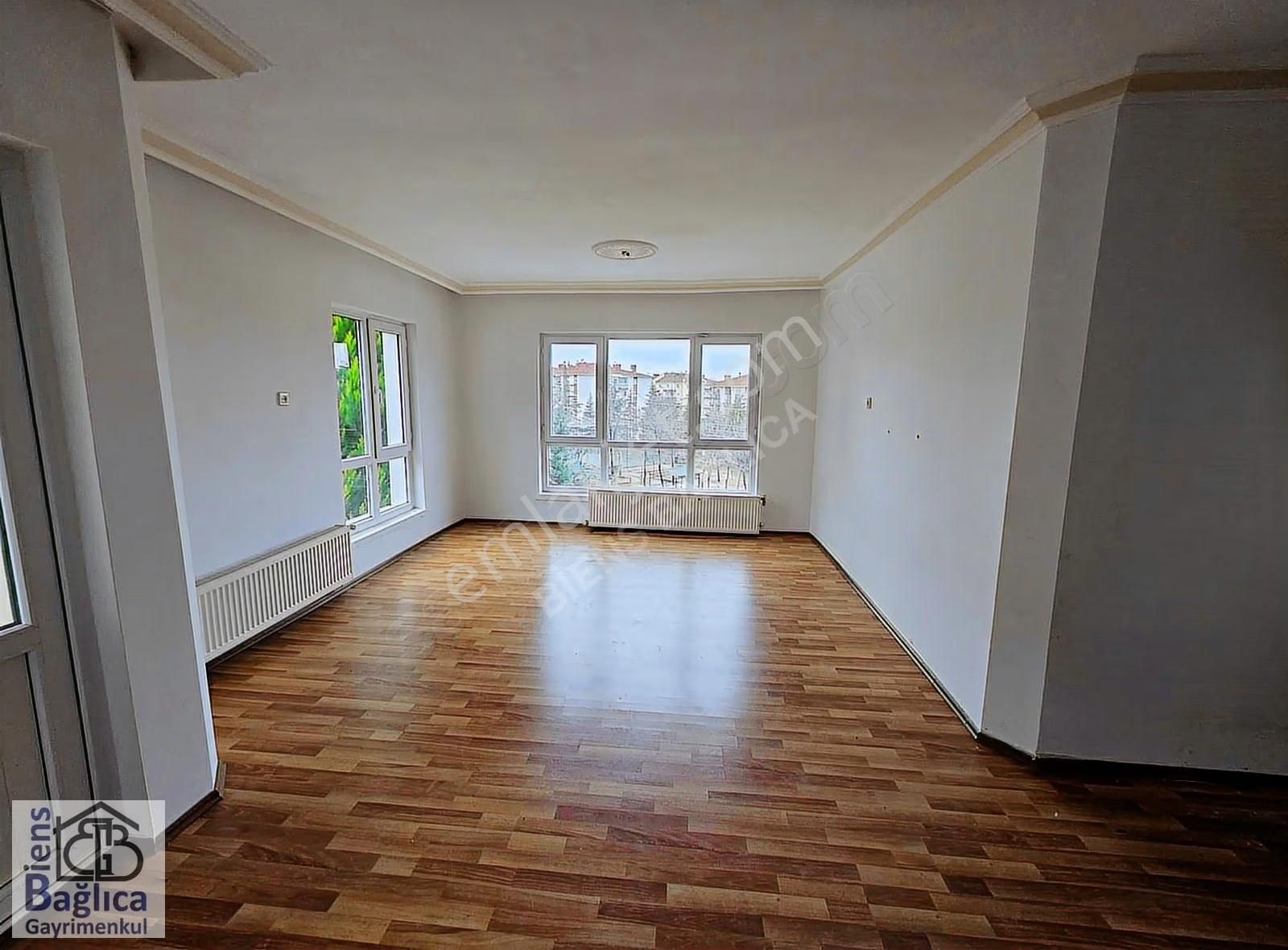 Sincan'da Park Manzaralı, Merkezi Konumda 3+1 Kiralık Daire - Görsel 21