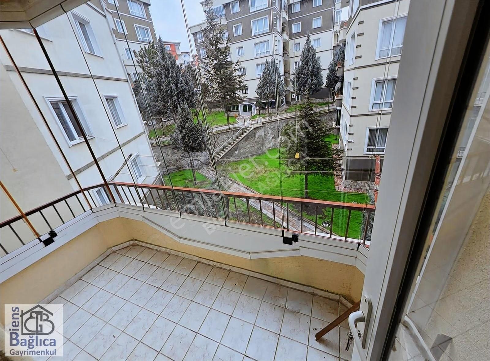 Sincan'da Park Manzaralı, Merkezi Konumda 3+1 Kiralık Daire - Görsel 10