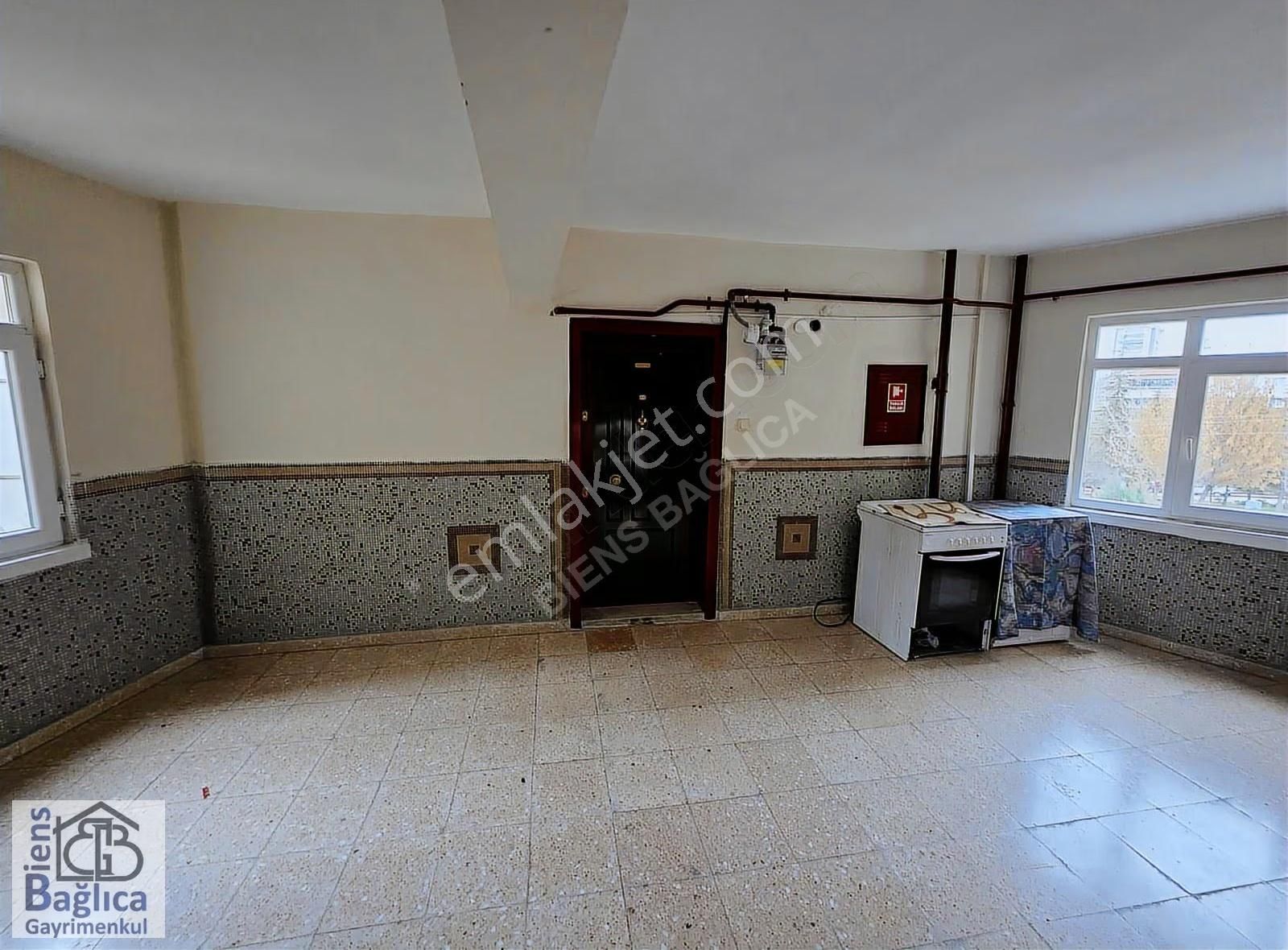 Sincan'da Park Manzaralı, Merkezi Konumda 3+1 Kiralık Daire - Görsel 35