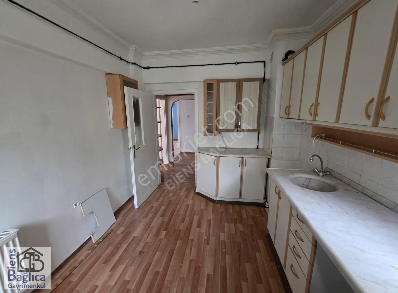 Sincan'da Park Manzaralı, Merkezi Konumda 3+1 Kiralık Daire - Görsel 7