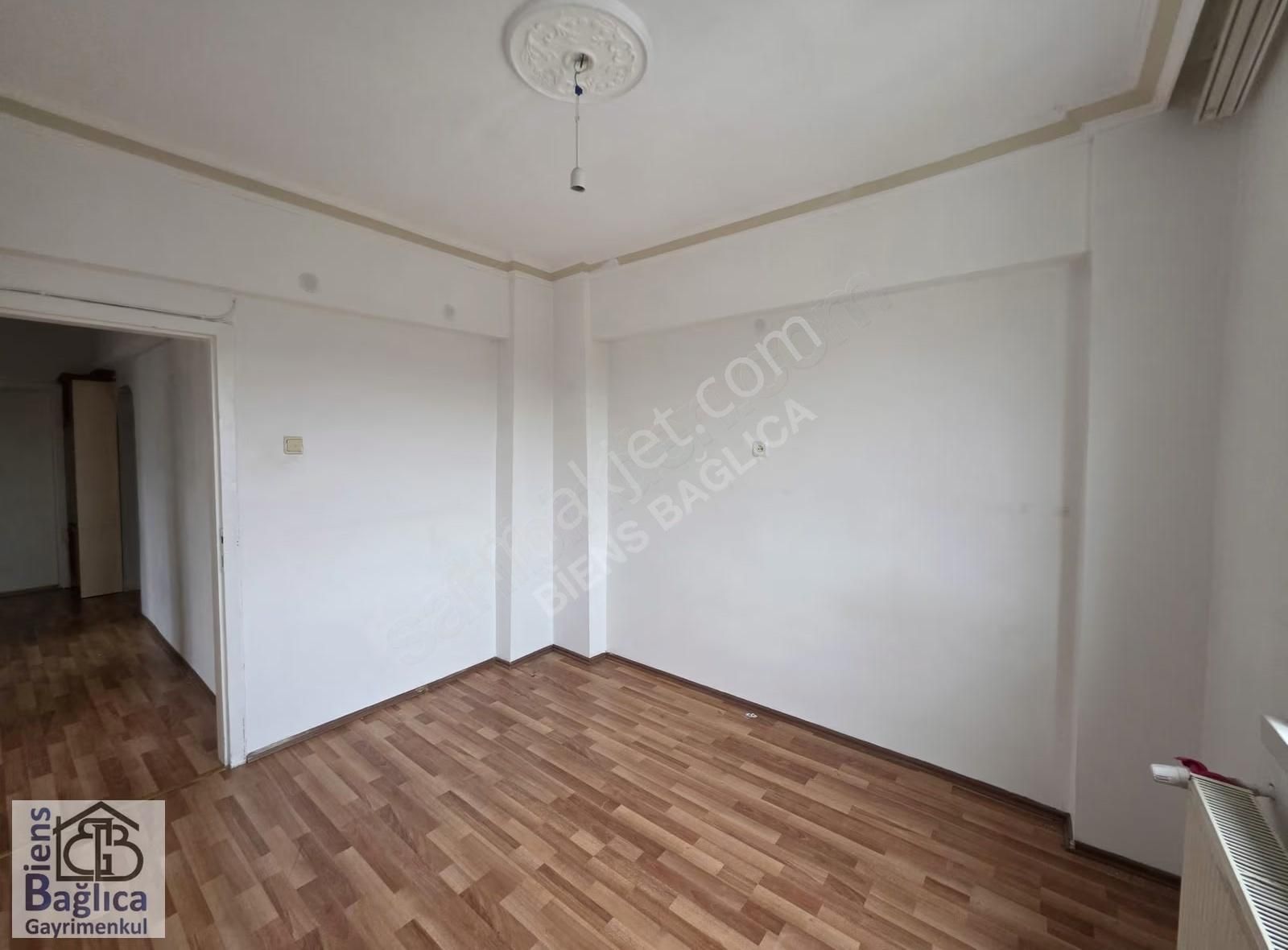 Sincan'da Park Manzaralı, Merkezi Konumda 3+1 Kiralık Daire - Görsel 18