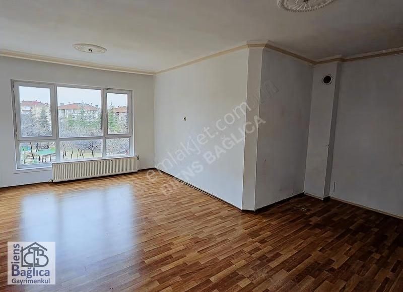 Sincan'da Park Manzaralı, Merkezi Konumda 3+1 Kiralık Daire - Görsel 25
