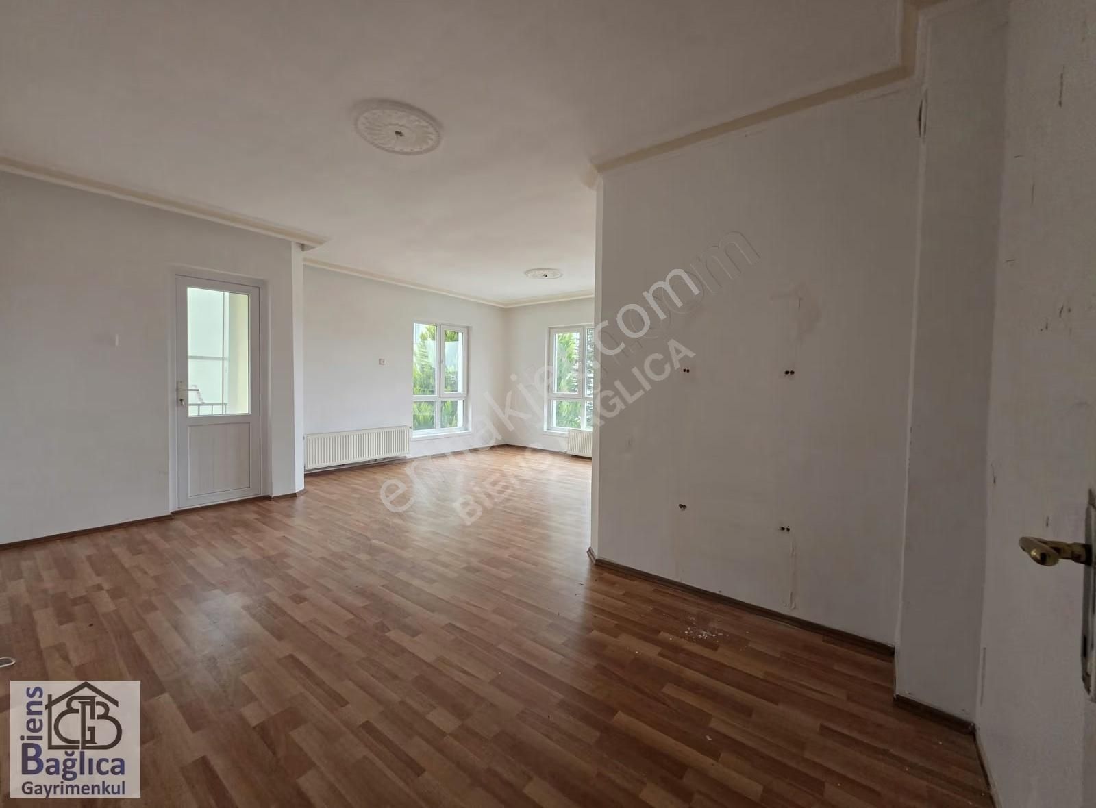 Sincan'da Park Manzaralı, Merkezi Konumda 3+1 Kiralık Daire - Görsel 14