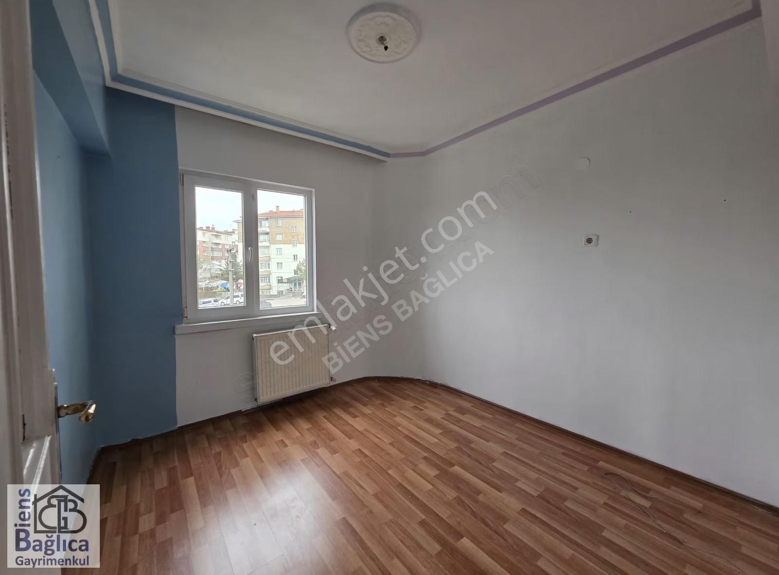 Sincan'da Park Manzaralı, Merkezi Konumda 3+1 Kiralık Daire - Görsel 5
