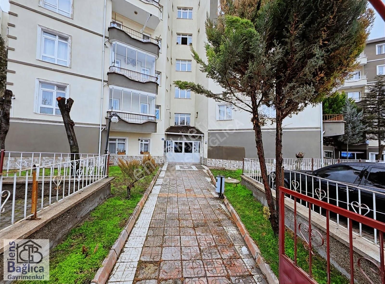 Sincan'da Park Manzaralı, Merkezi Konumda 3+1 Kiralık Daire - Görsel 26