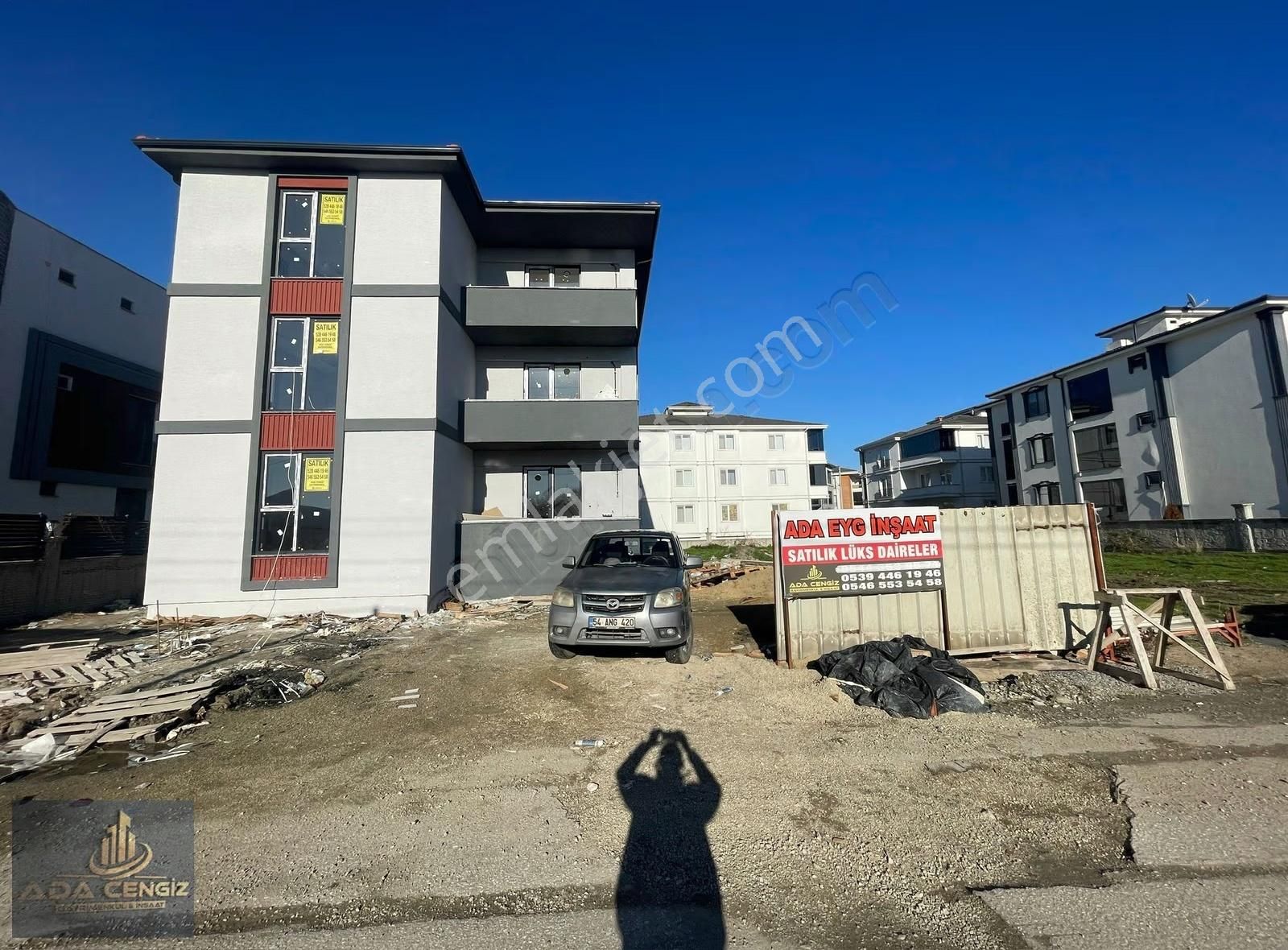 Serdivan Yazlıkda 2+1 105m2 Ebeveyn Banyolu Geniş Daire