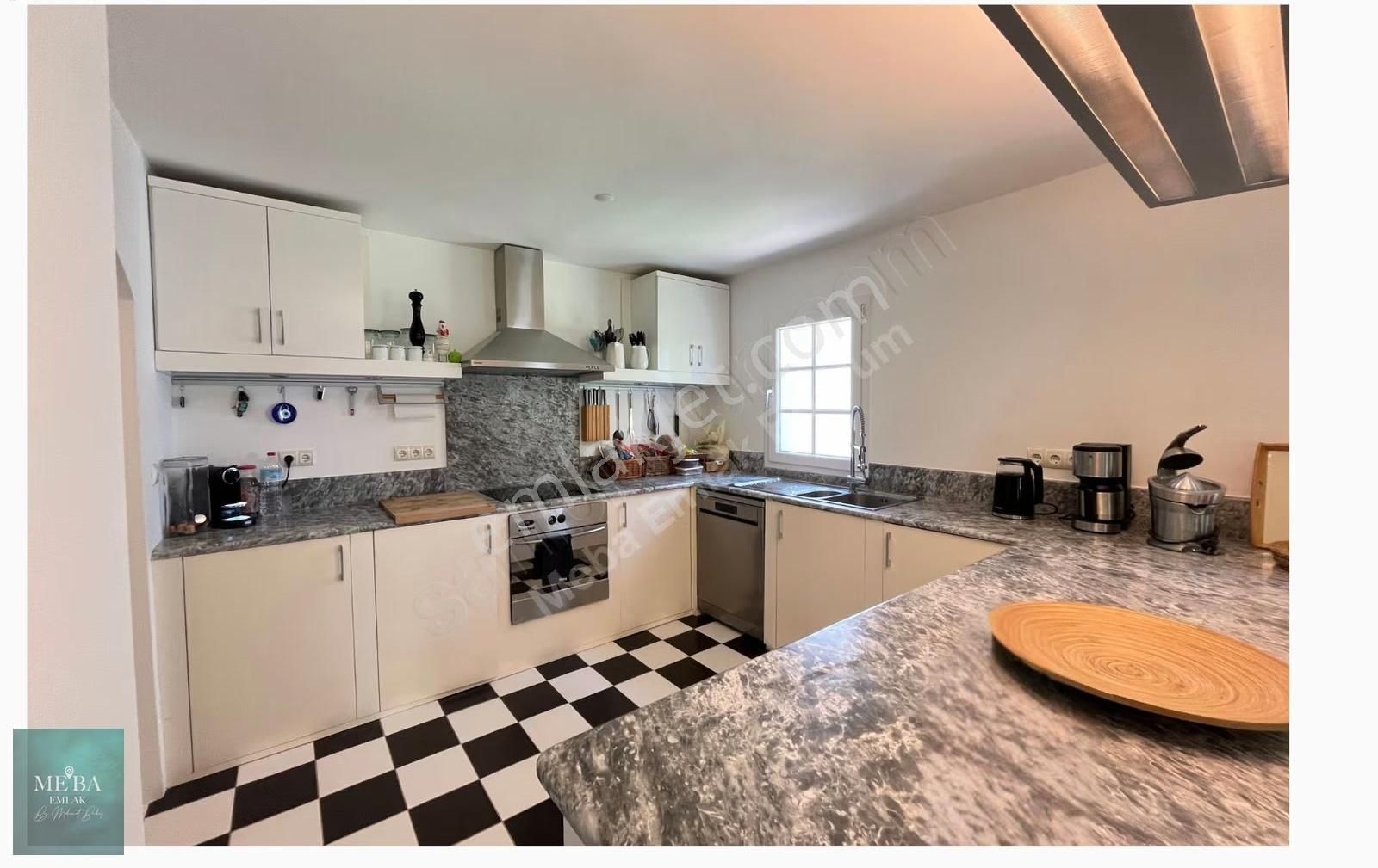 Bodrum Küçükbük'te Satılık 3,5+1 Eşyalı Taş Villa - Görsel 25