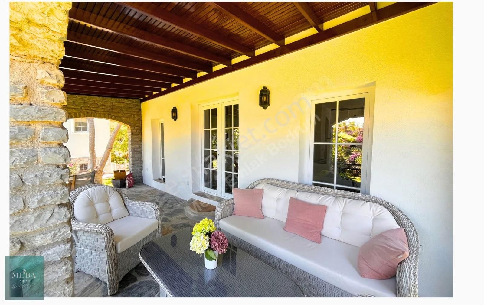 Bodrum Küçükbük'te Satılık 3,5+1 Eşyalı Taş Villa - Görsel 15