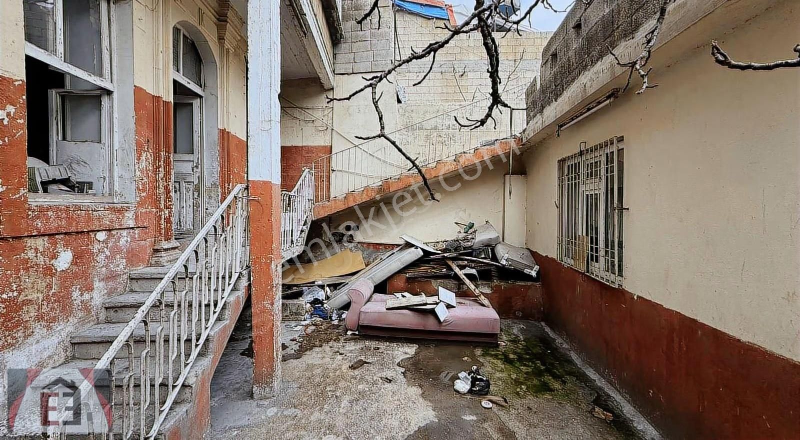 Yazıcı Tokilerinin Üst Tarafında Kan Alıcı Mahallesi'nde - Görsel 16