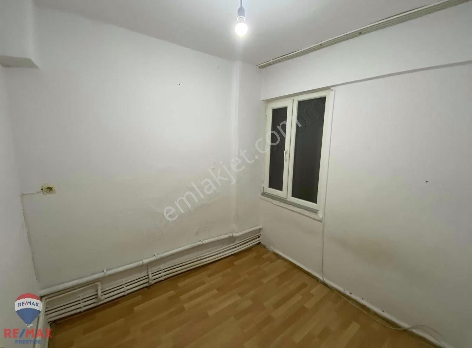 Biga/sakarya Mah. Bahçeli & Balkonlu 2+1 Giriş Kat Satılık Daire - Görsel 3