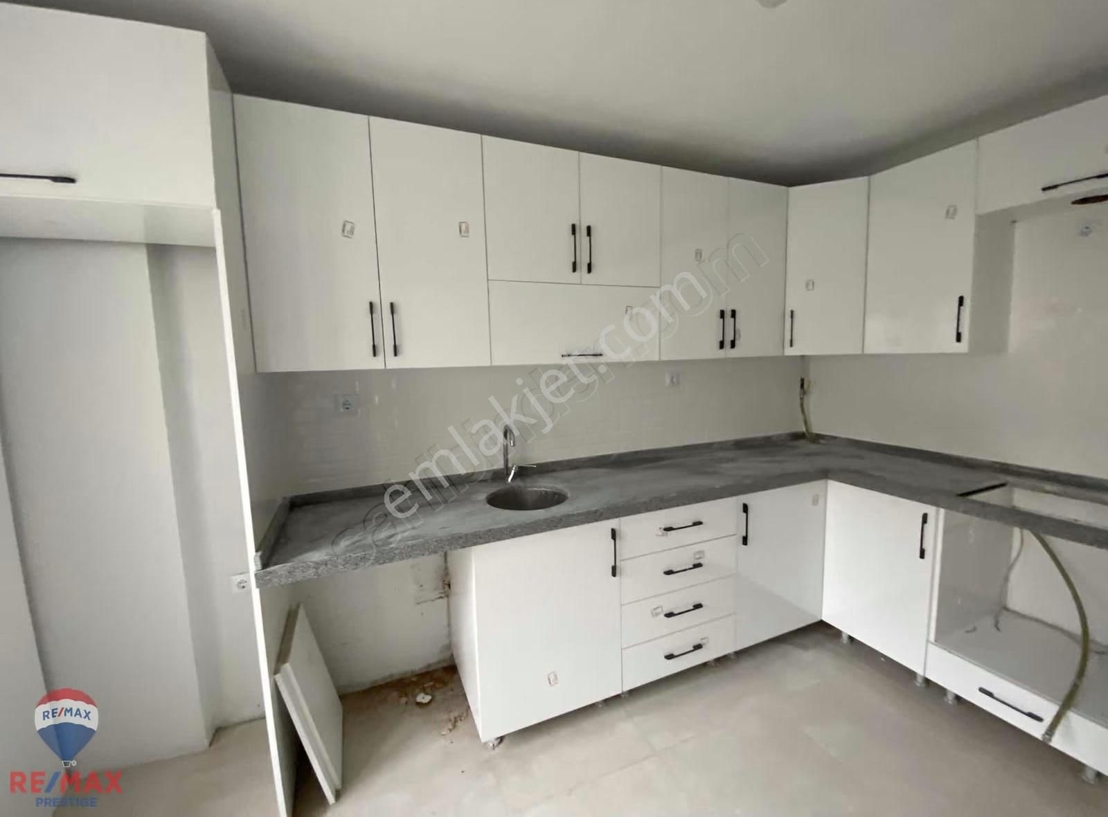 Biga / Şirintepe Mah.mutlu Sitesi Tadilatlı Ara Kat 3+1 Kiralık - Görsel 24