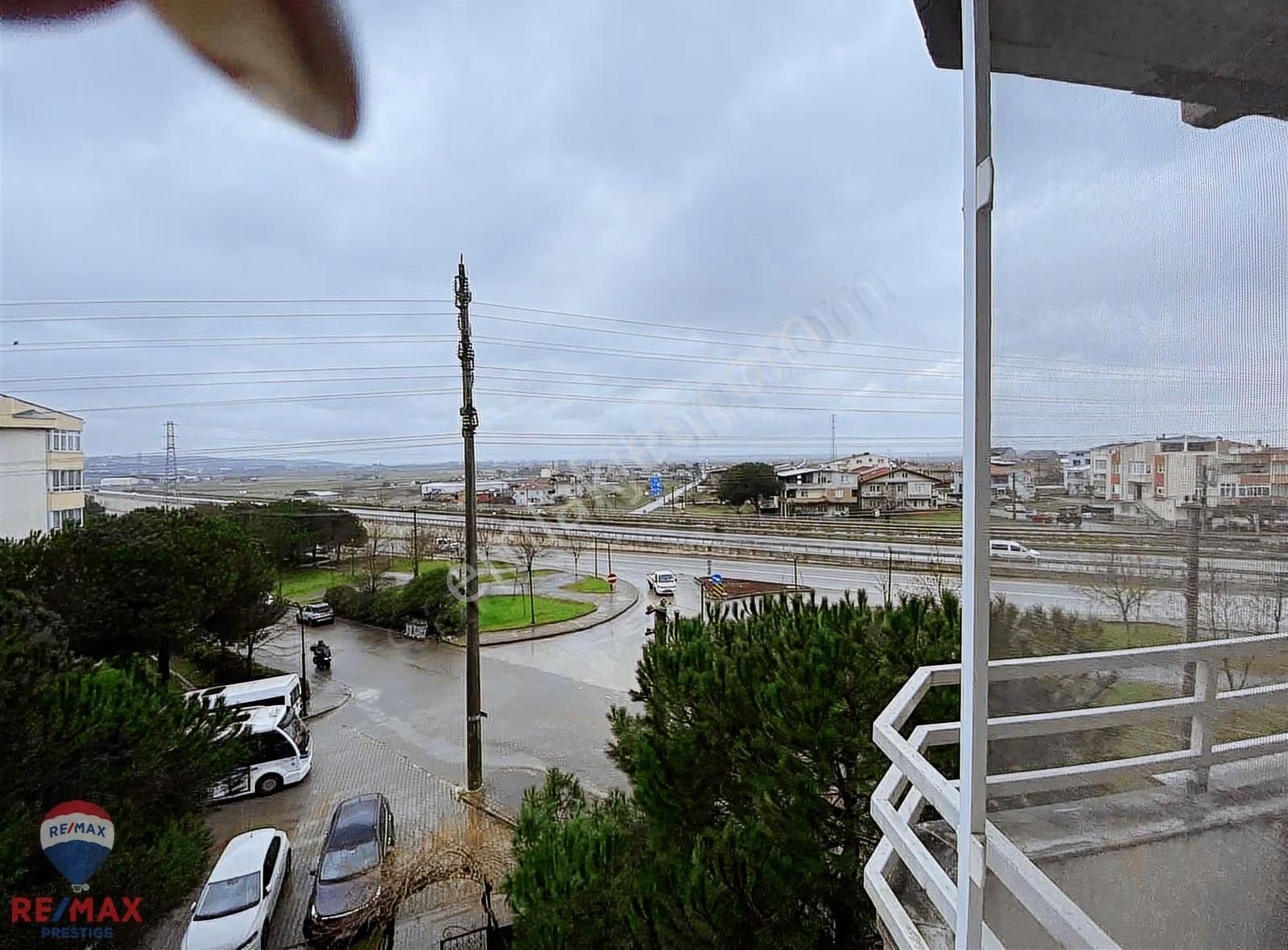 Biga / Şirintepe Mah.mutlu Sitesi Tadilatlı Ara Kat 3+1 Kiralık - Görsel 11