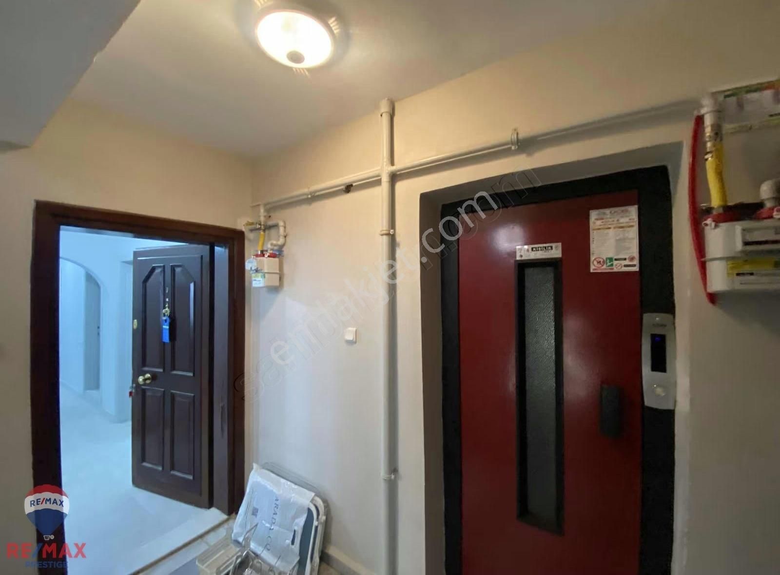 Biga / Şirintepe Mah.mutlu Sitesi Tadilatlı Ara Kat 3+1 Kiralık - Görsel 4