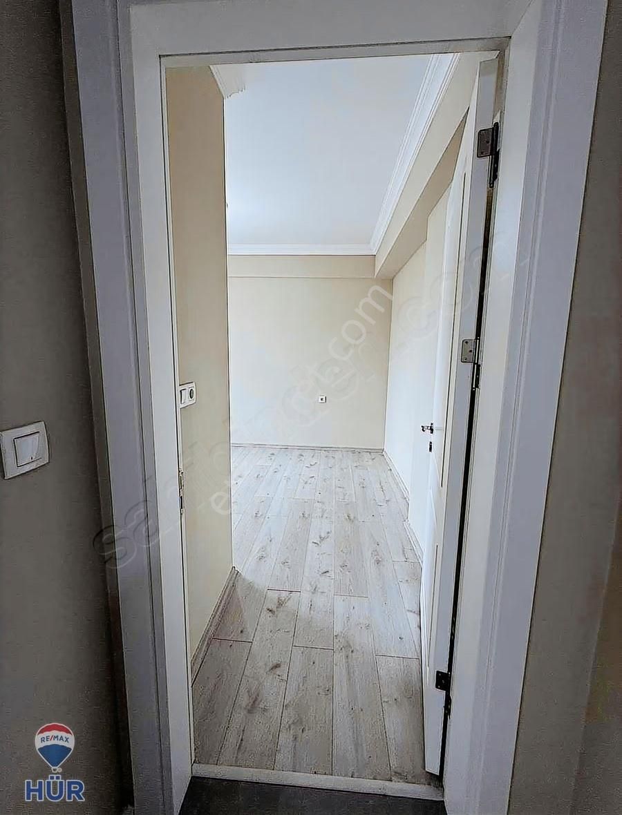 Ömer İnan Remax Hür 2+1 Kiralık Köşe Daire - Görsel 11