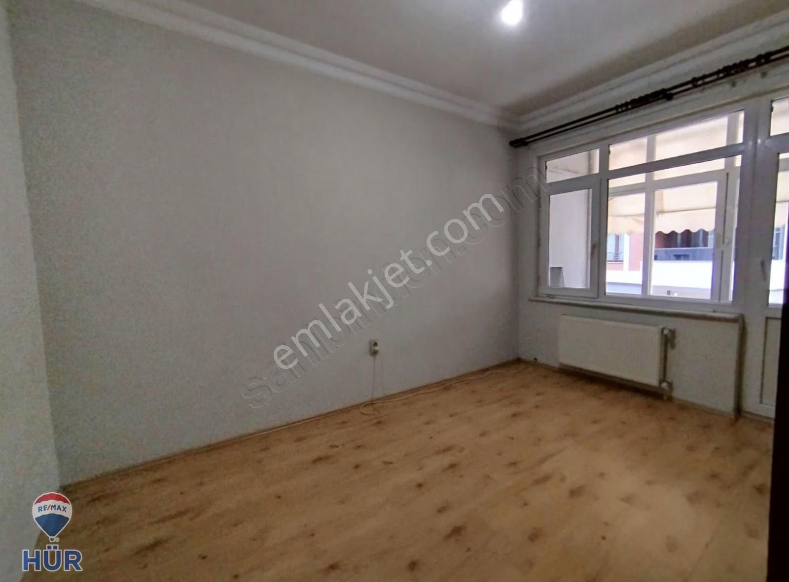 Remax Hür Yeşim Kara'dan Merkezde Teraslı Jakuzili Kiralık Dair - Görsel 7