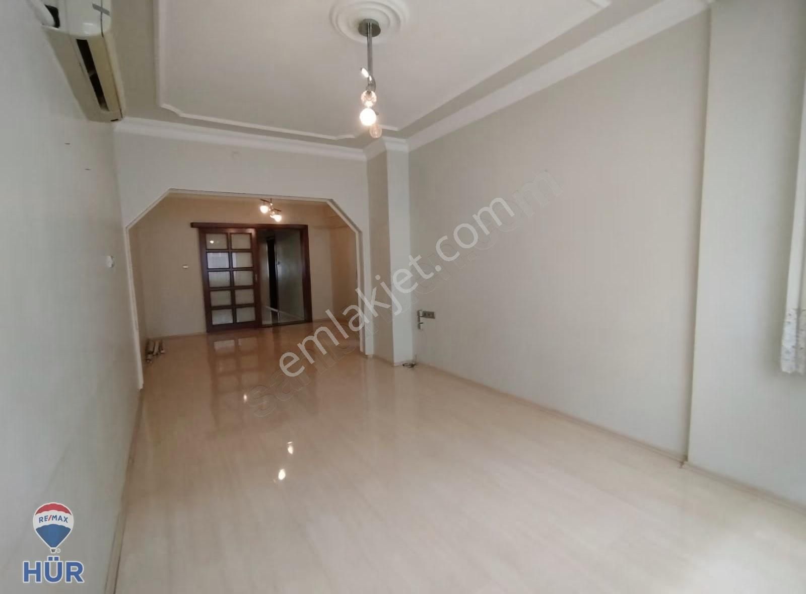 Remax Hür Yeşim Kara'dan Merkezde Teraslı Jakuzili Kiralık Dair - Görsel 21