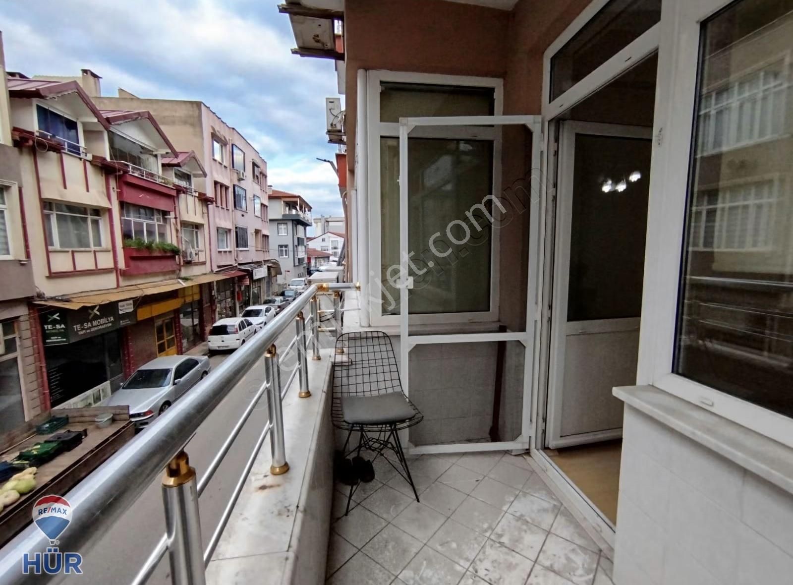 Remax Hür Yeşim Kara'dan Merkezde Teraslı Jakuzili Kiralık Dair - Görsel 19