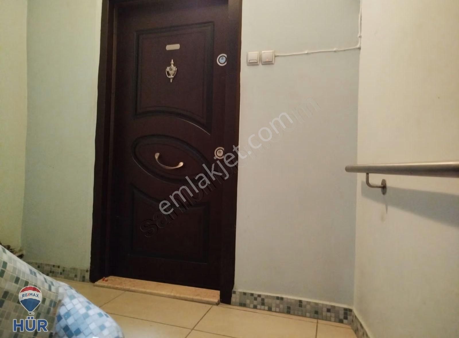 Remax Hür Yeşim Kara'dan Merkezde Teraslı Jakuzili Kiralık Dair - Görsel 8