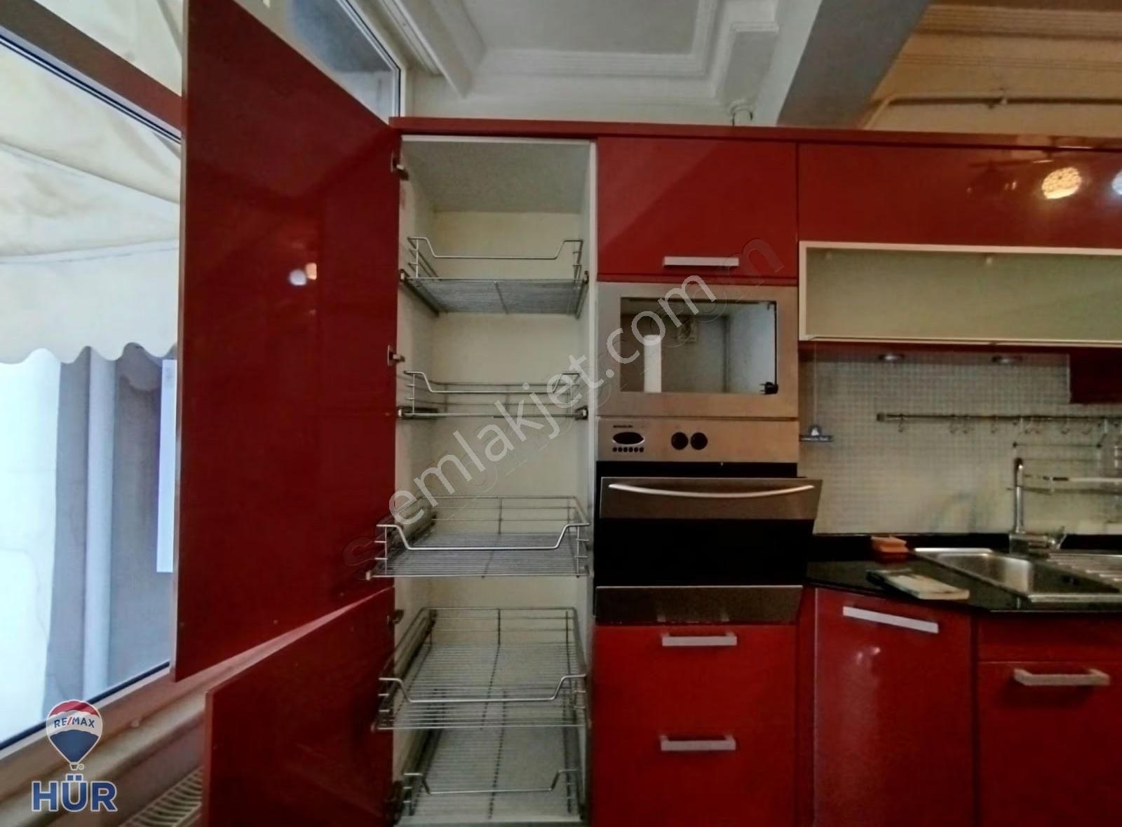 Remax Hür Yeşim Kara'dan Merkezde Teraslı Jakuzili Kiralık Dair - Görsel 22