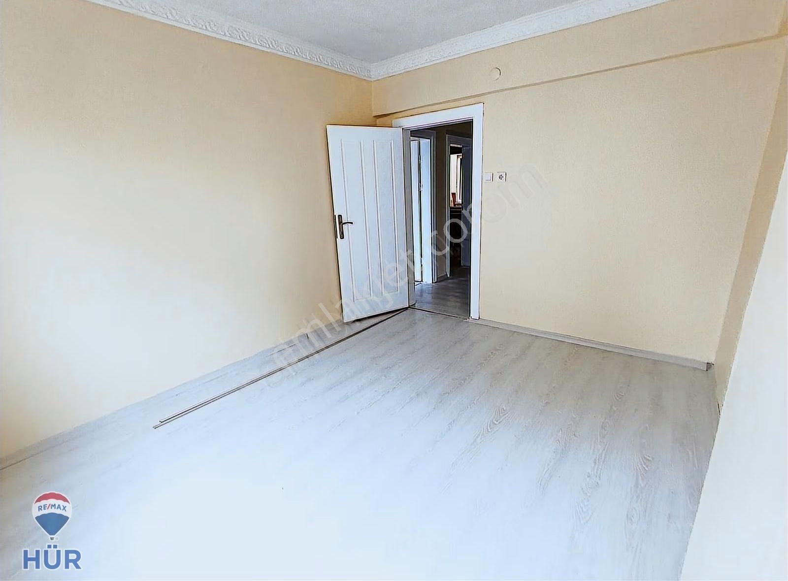 Remax Hür Özlem Şimşek'ten Arifiye'de Kiralık 3+1 Daire - Görsel 12