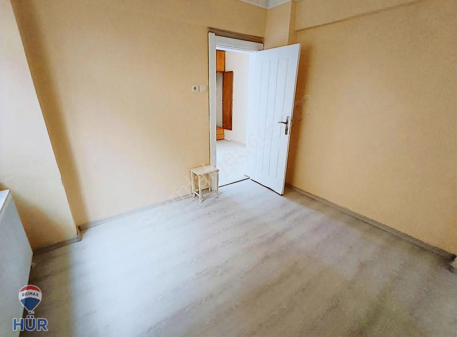 Remax Hür Özlem Şimşek'ten Arifiye'de Kiralık 3+1 Daire - Görsel 21