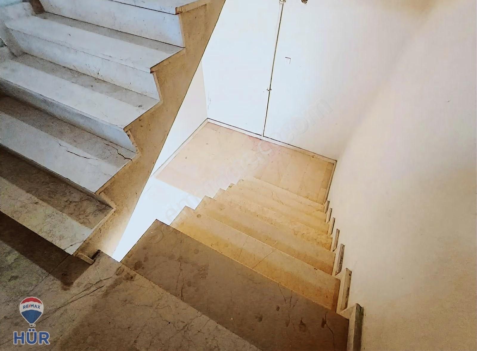 Remax Hür Özlem Şimşek'ten Arifiye'de Kiralık 3+1 Daire - Görsel 14