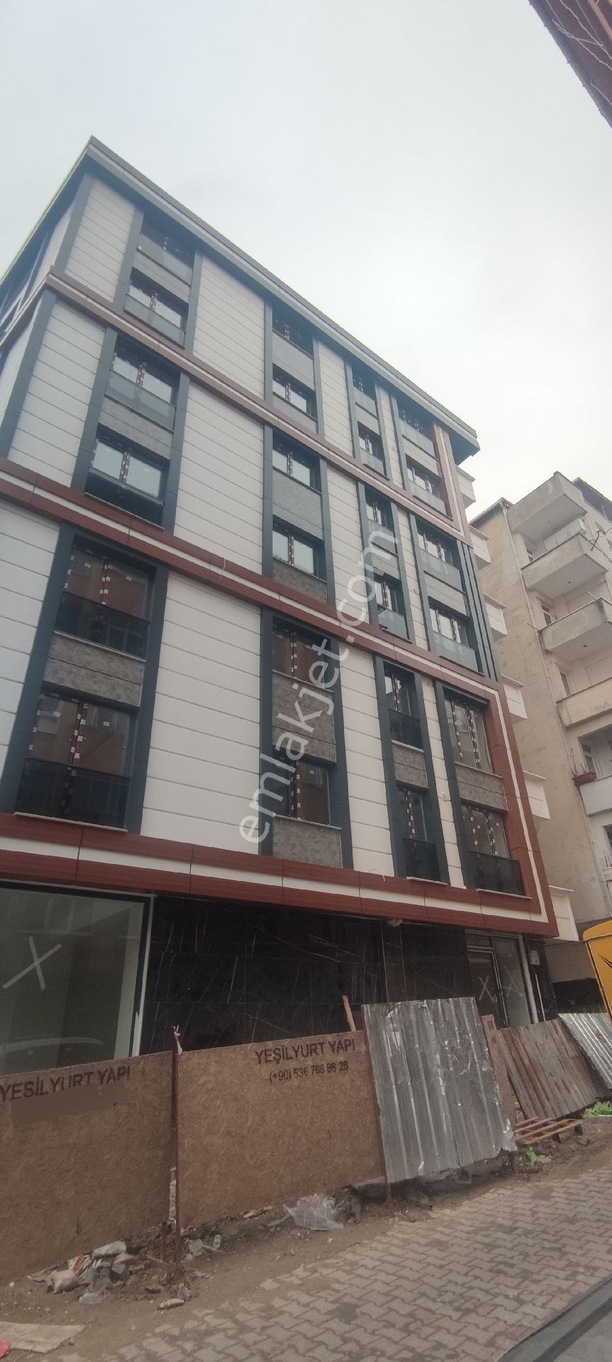 Sıfır 2+1 Daire Hürriyet Caddesinde - Görsel 17