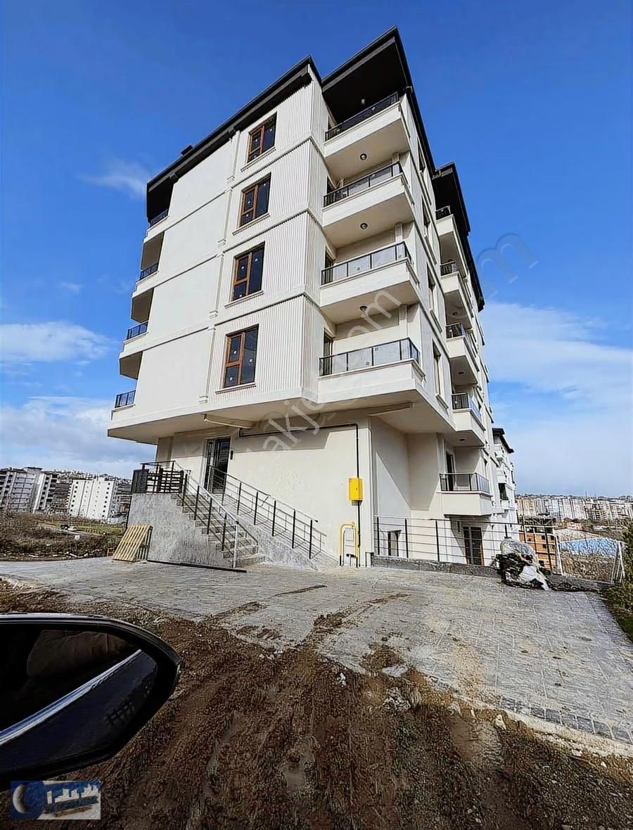 Sezer Emlaktan Yeni Şehir Hastanesi Yakını Satılık 2+1 - Görsel 3