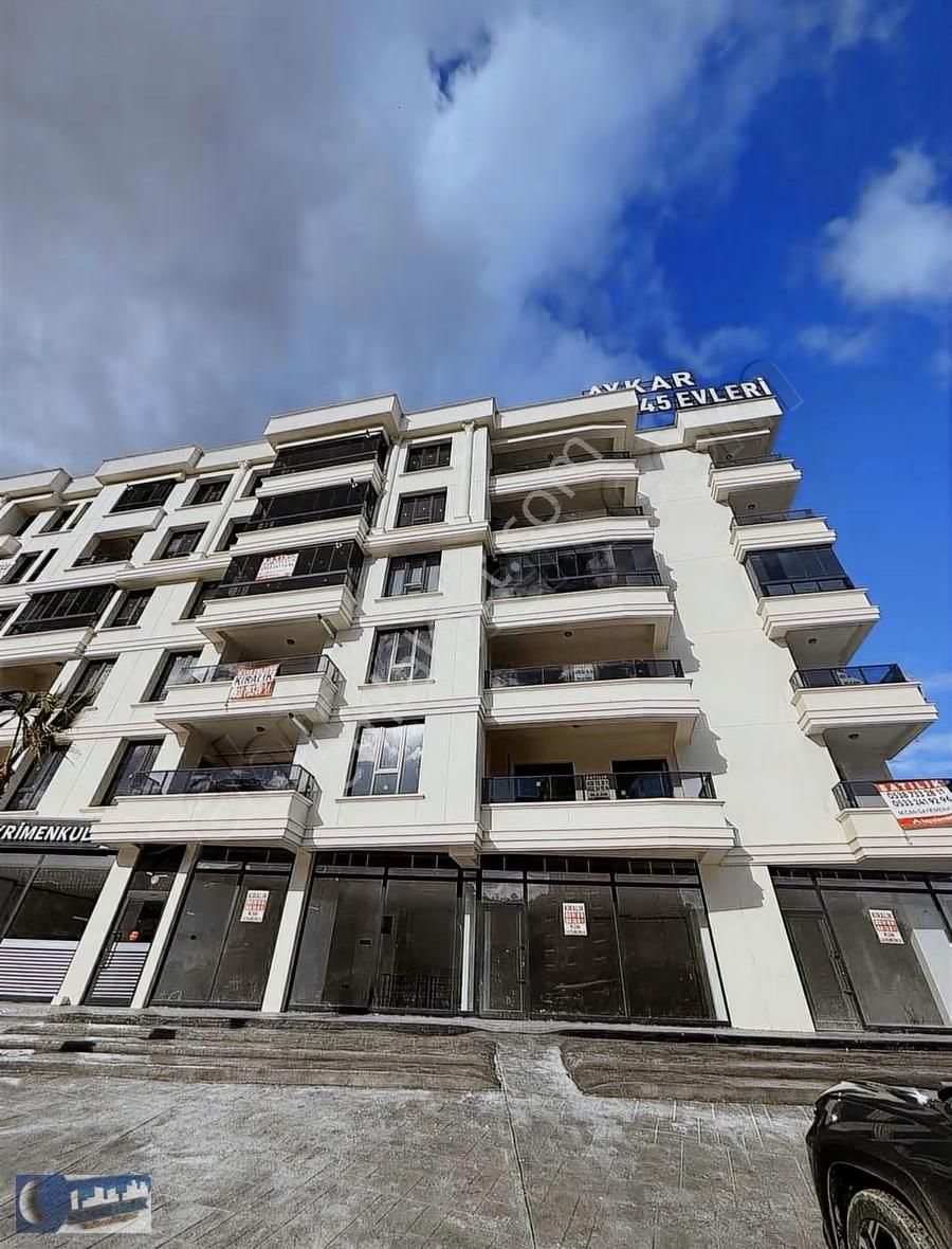 Sezer Emlaktan Yeni Şehir Hastanesi Yakını Satılık 2+1