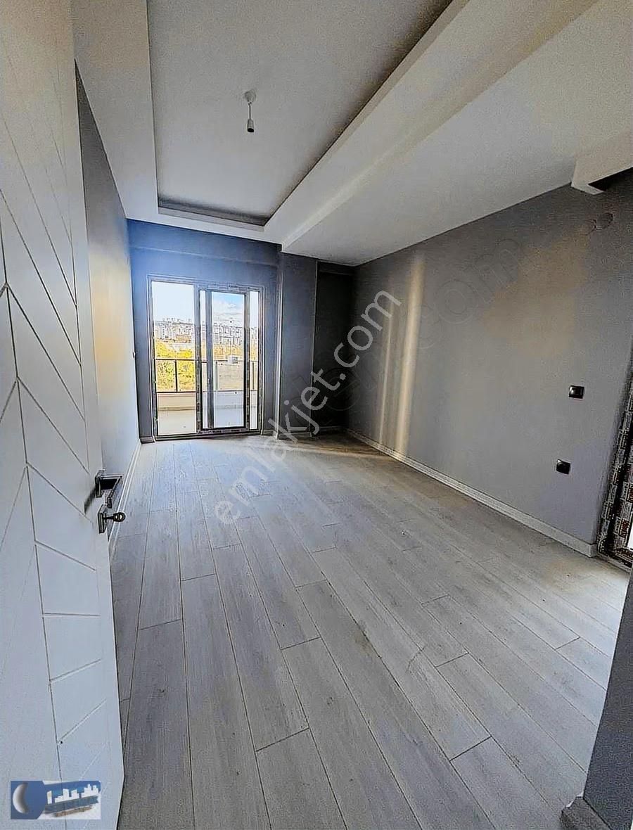 Sezer Emlaktan Yeni Şehir Hastanesi Yakını Satılık 2+1 - Görsel 2