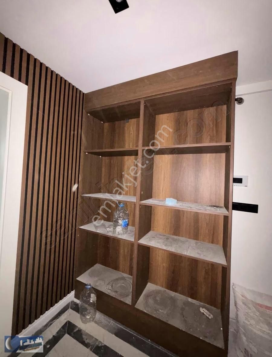 Sezer Emlaktan Mimar Sinan Mahallesinde Satılık 1+1 - Görsel 18