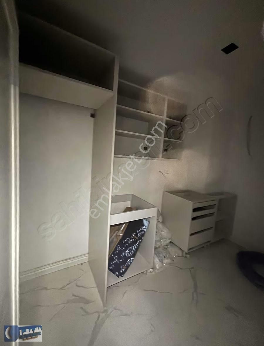 Sezer Emlaktan Mimar Sinan Mahallesinde Satılık 1+1 - Görsel 19