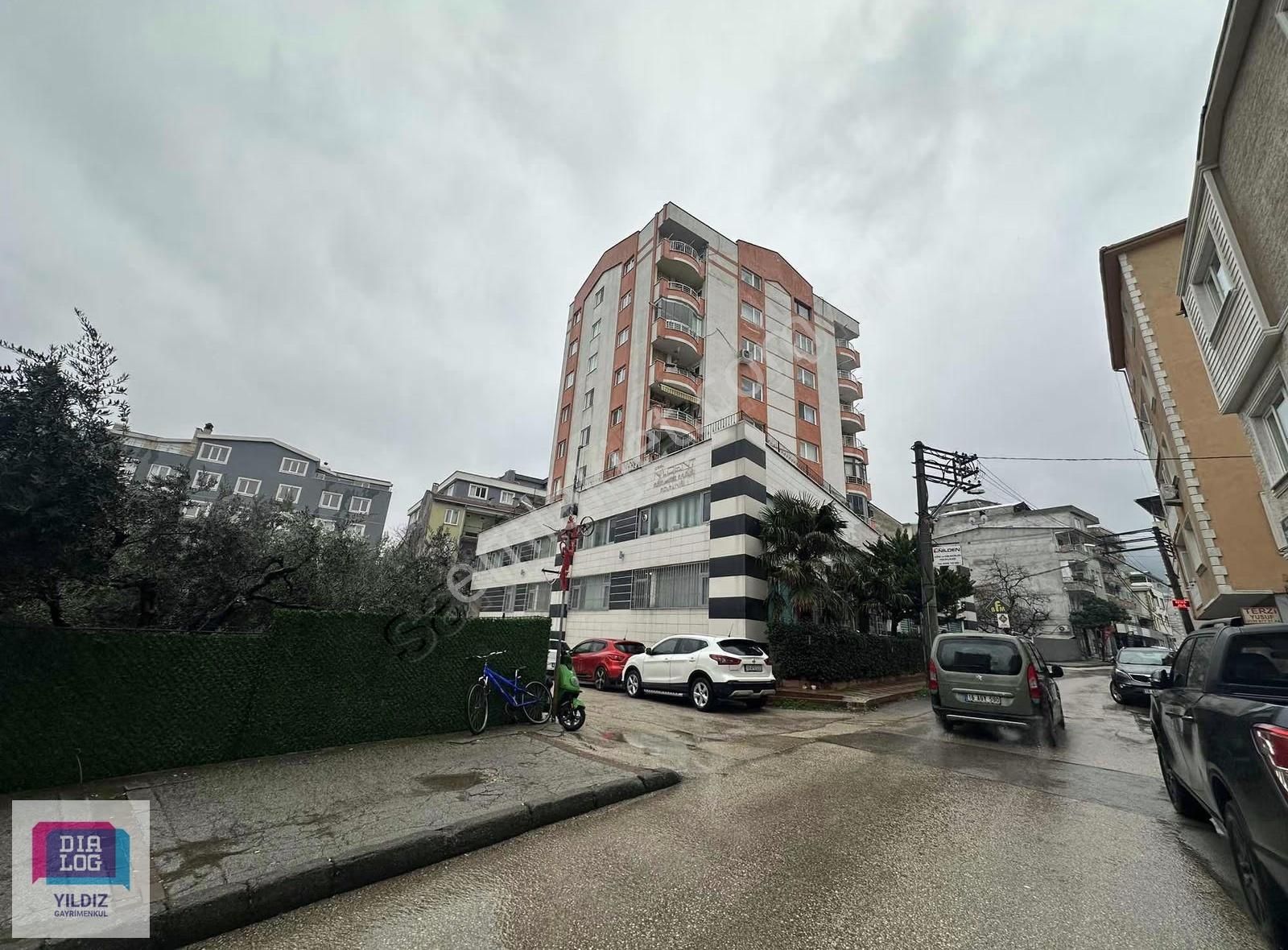 Dialog Yıldız/ Hüdavendigar Mh. Satılık Bakımlı 3+1 Arakat Daire - Görsel 17