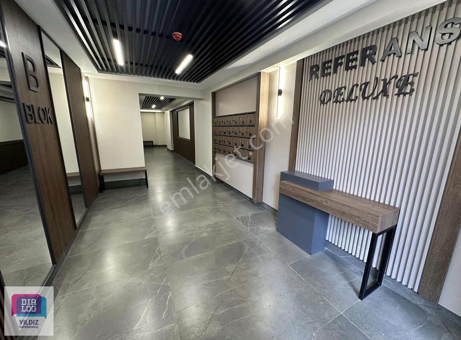 23 Nisan Mah.referans Deluxe 4+1 Ön Cephe Ara Kat