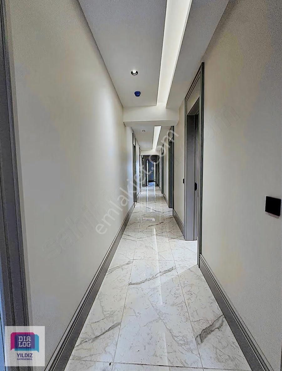 23 Nisan Mah.referans Deluxe 4+1 Ön Cephe Ara Kat - Görsel 3