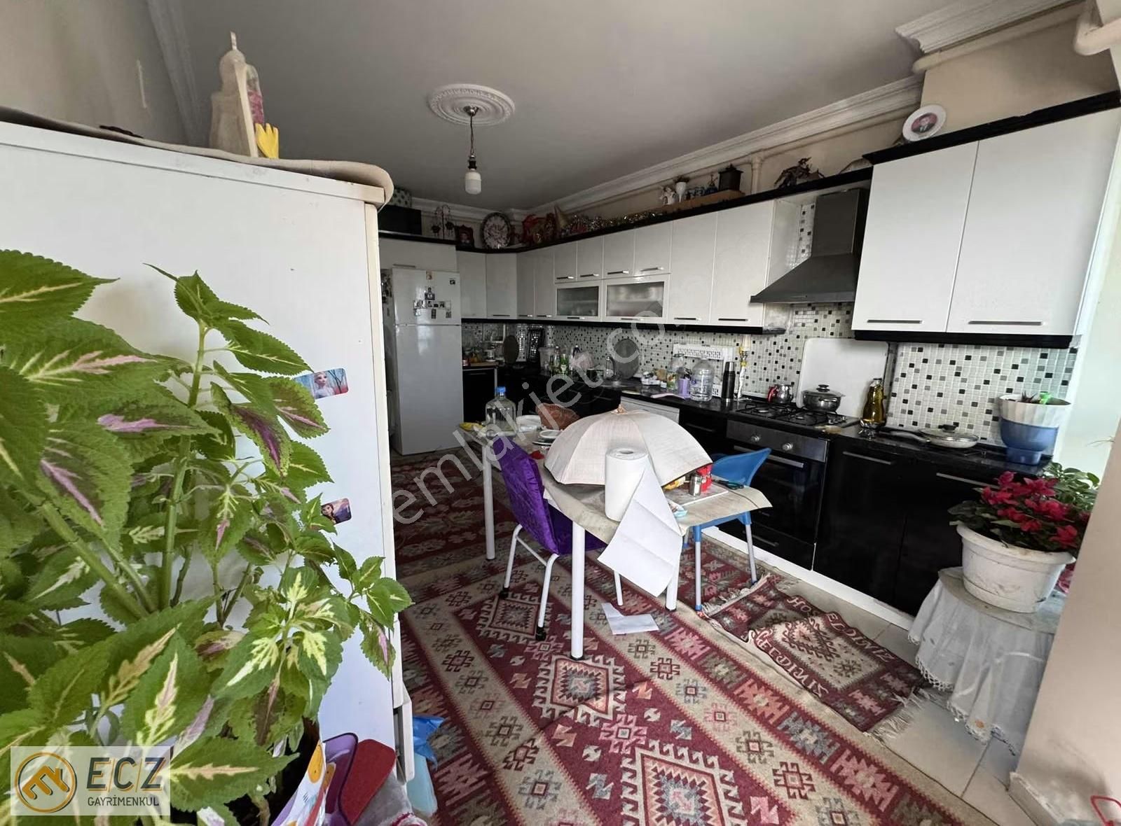 Ecz Gayrimenkul Den Satılık 3+1 Daire Ana Cadde Kurtuluş Mah De - Görsel 6