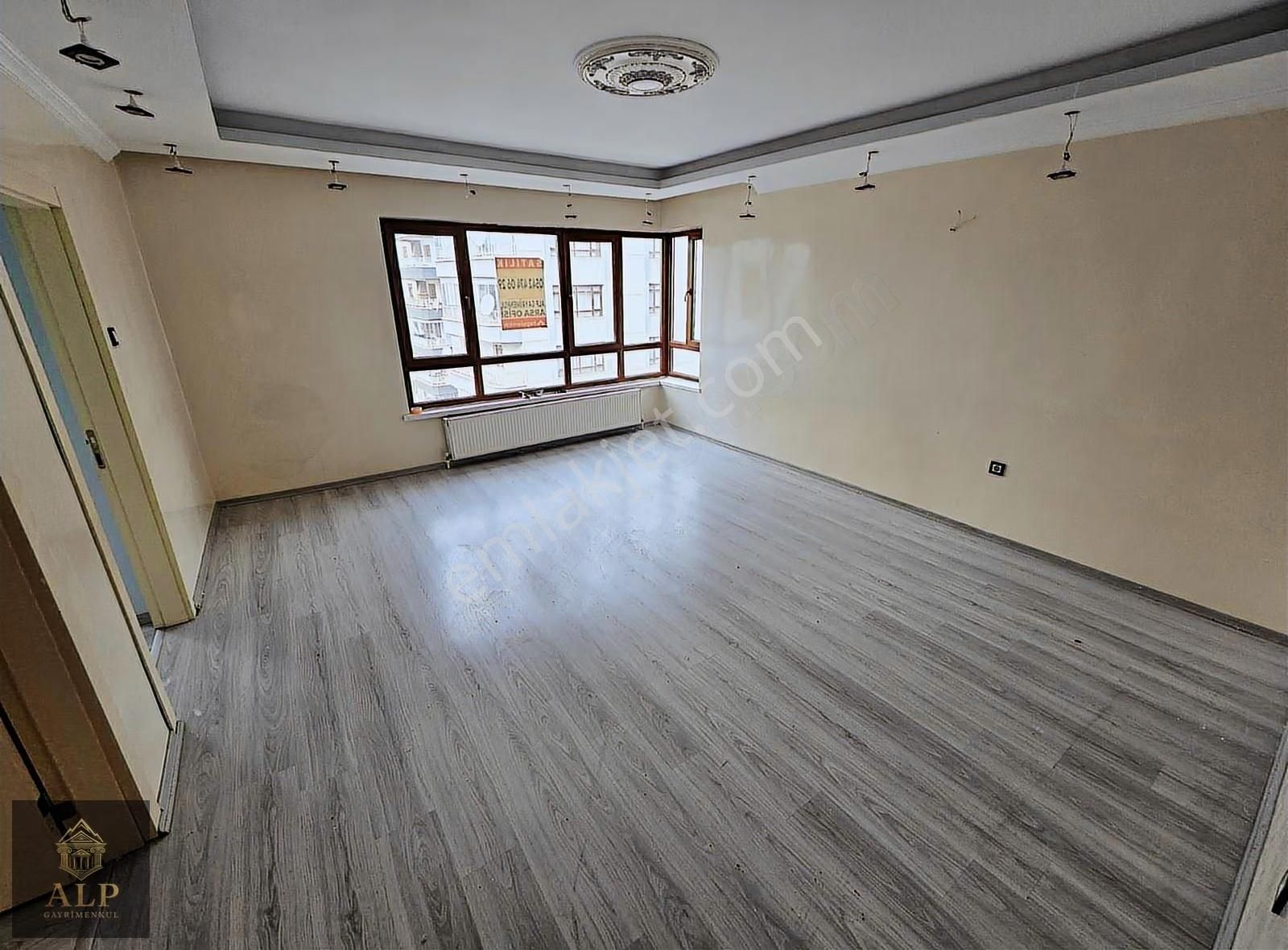 Alp Gayrimenkul'den Demet 5.caddede Ön Cephe Full Yapılı İskanlı - Görsel 3