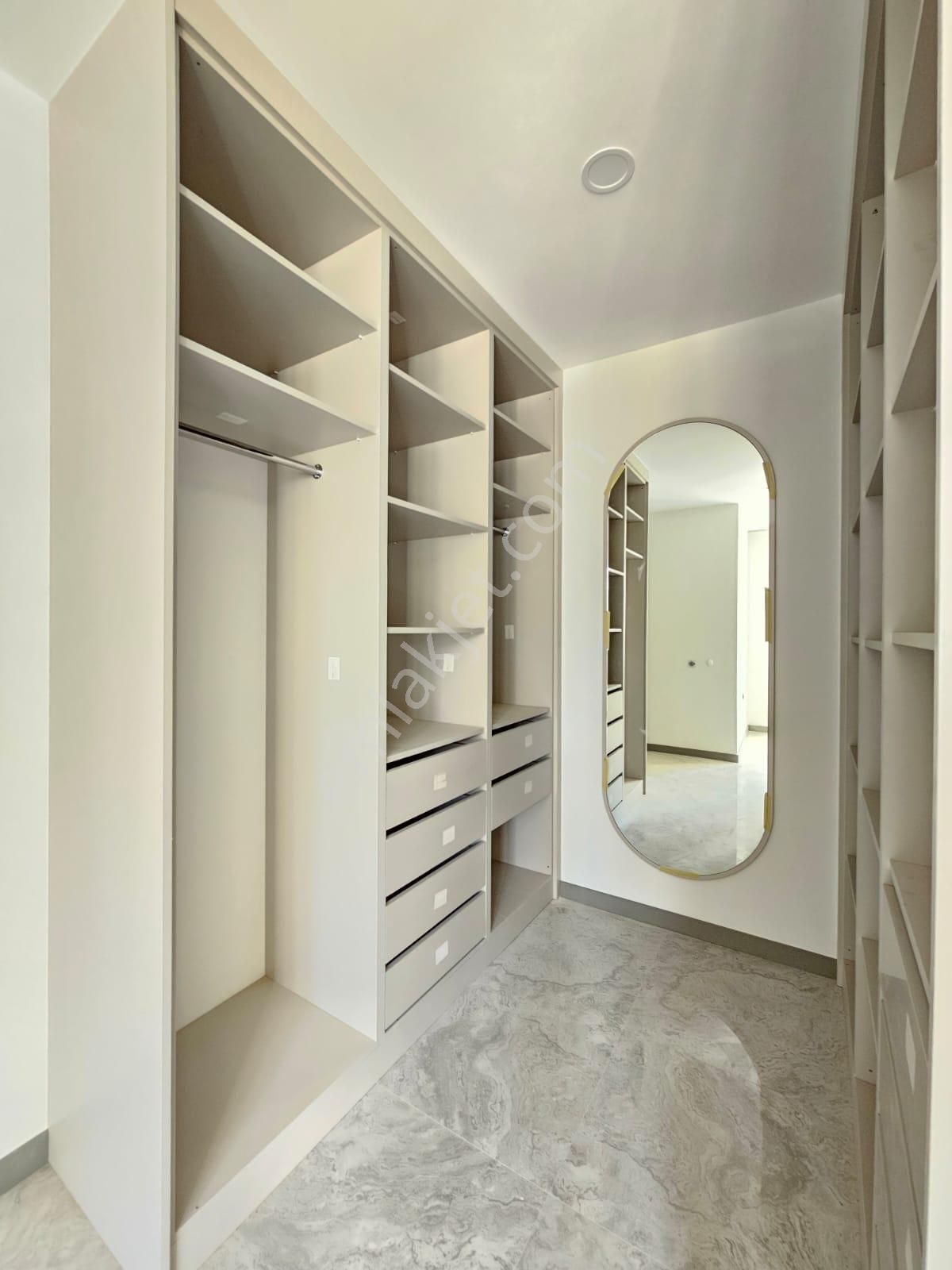 Denizli 1200 Evlerde Panjurlu Giyinme Odalı Ebeveyn Banyolu Lüks Daireler - Görsel 19