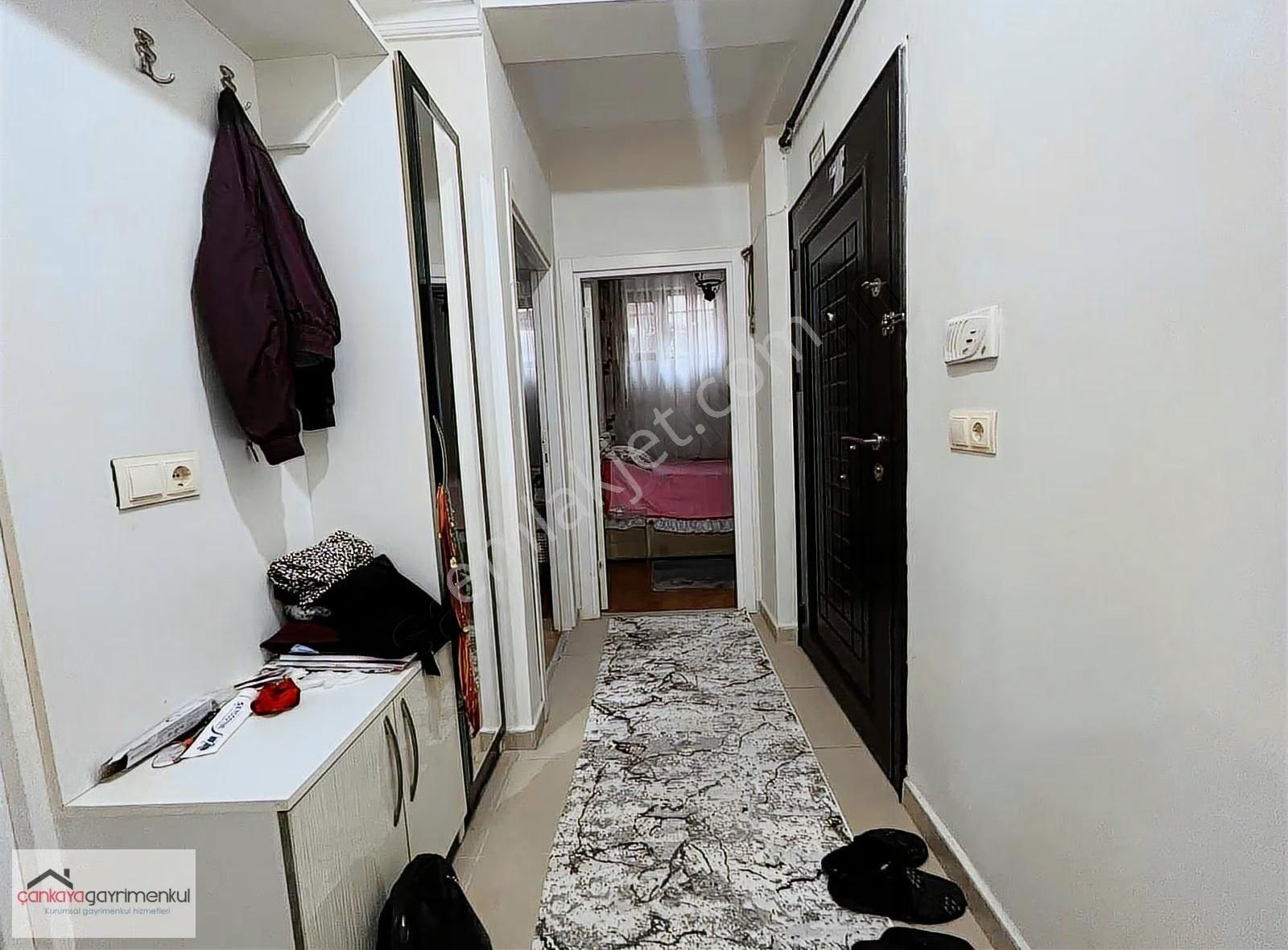 Halkalının En Merkezi Yerinde 1+1 Tek Daire Üzerine Bahçekat!! - Görsel 9