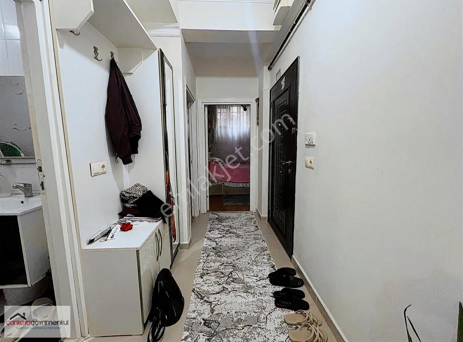 Halkalının En Merkezi Yerinde 1+1 Tek Daire Üzerine Bahçekat!! - Görsel 10