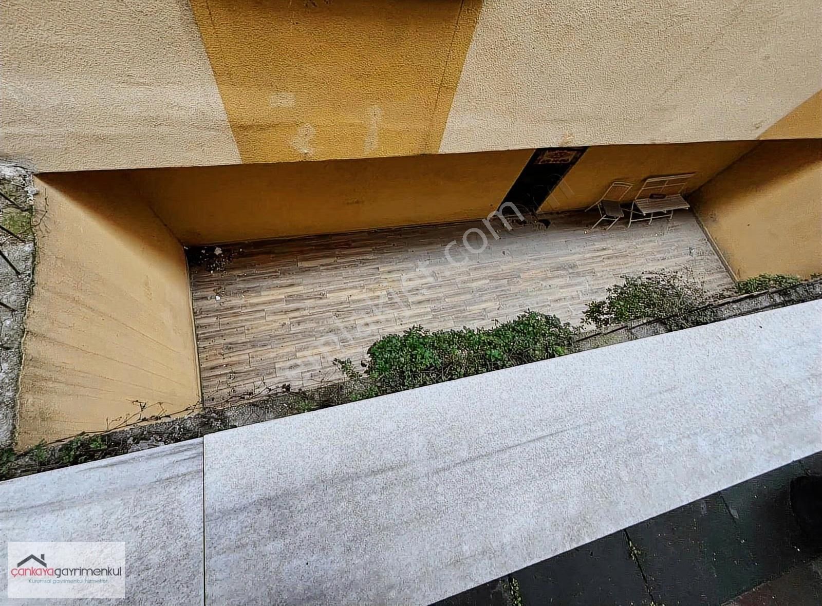 Halkalının En Merkezi Yerinde 1+1 Tek Daire Üzerine Bahçekat!! - Görsel 5