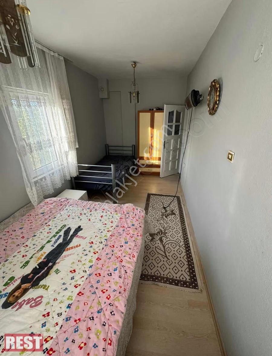 Yeniçiftlikde Kelepir Acil Satılık 5+1 Villa - Görsel 15