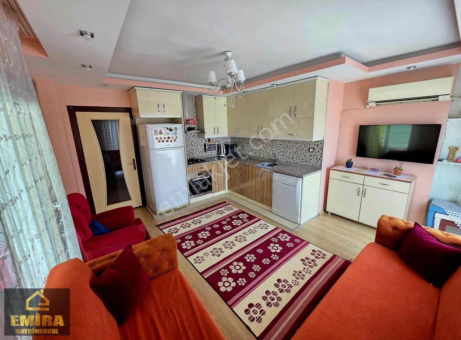 Bahçeşehir'de Yüksek Giriş Fiyaına 5.kat Full Extralı