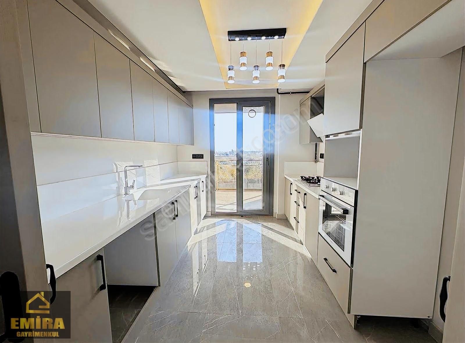 Kabasakalda Kapalı Mutfaklı Site İçinde Fırsat Daire - Görsel 12