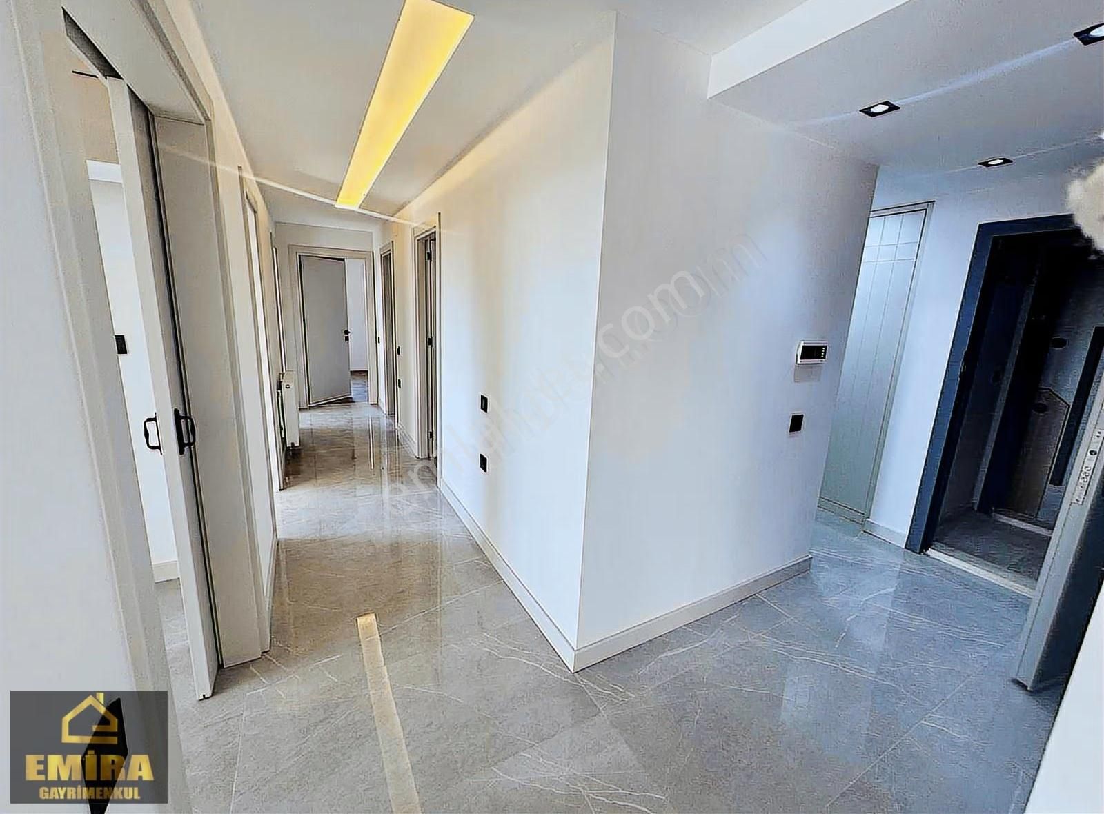 Kabasakalda Kapalı Mutfaklı Site İçinde Fırsat Daire - Görsel 11