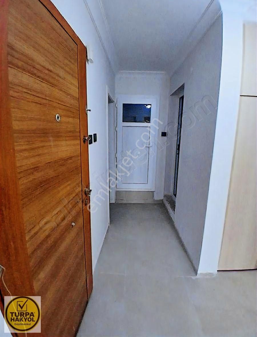 Satılık 120 M2 3+1 Ferah Geniş Tadilatlı Güzel Bir Daire - Görsel 9