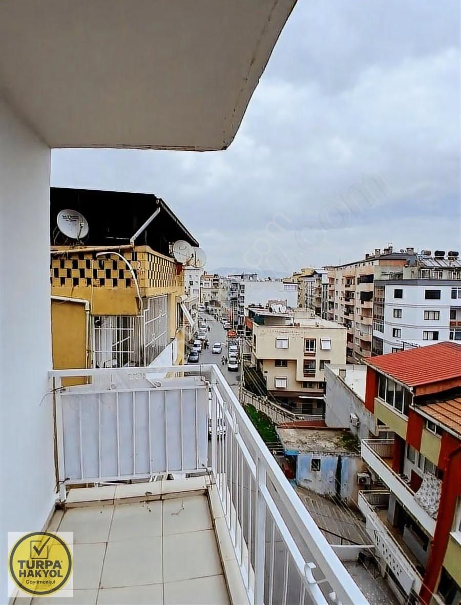 Satılık 120 M2 3+1 Ferah Geniş Tadilatlı Güzel Bir Daire - Görsel 16