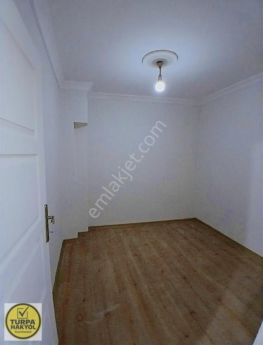 Satılık 120 M2 3+1 Ferah Geniş Tadilatlı Güzel Bir Daire - Görsel 13