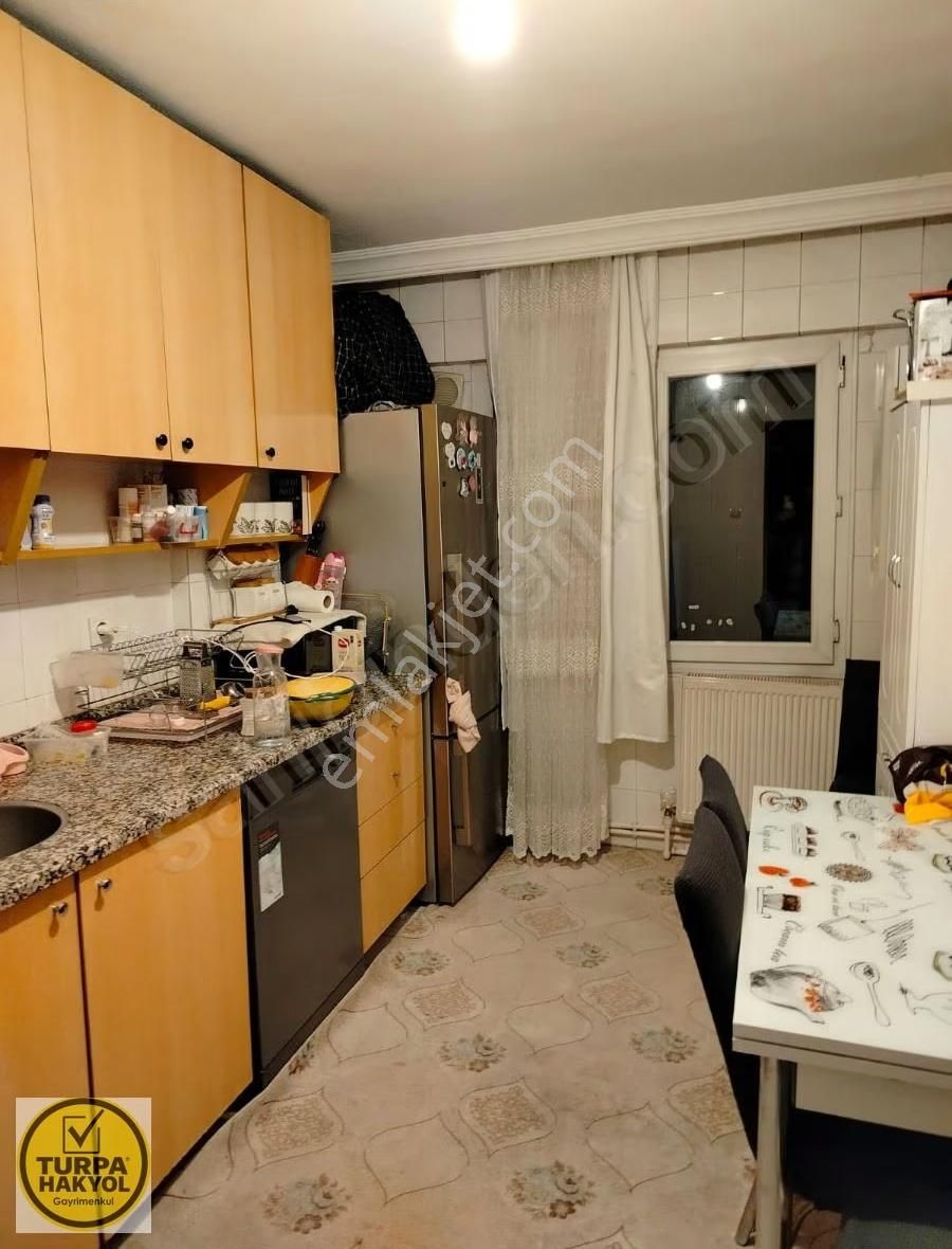 Satılık 115 M2 3+1 Ara Kat Doğalgazlı Ferah Bir Daire